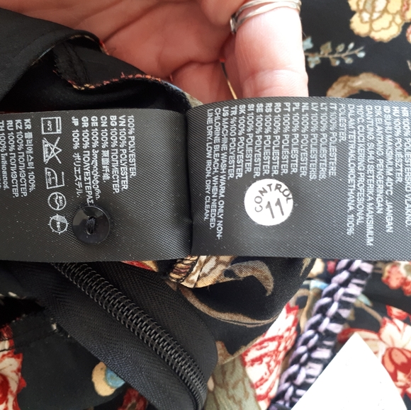 Floral patterned size 0 H&M jumpsuit - Picture 11 of 14